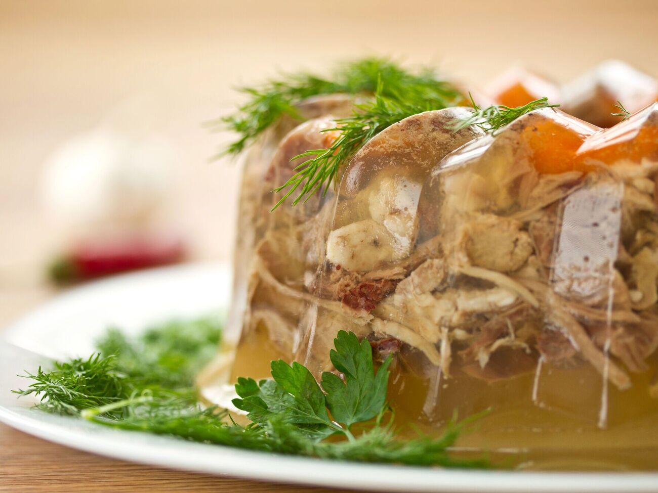 Сімейний рецепт холодцю з півня та яловичих ніжок