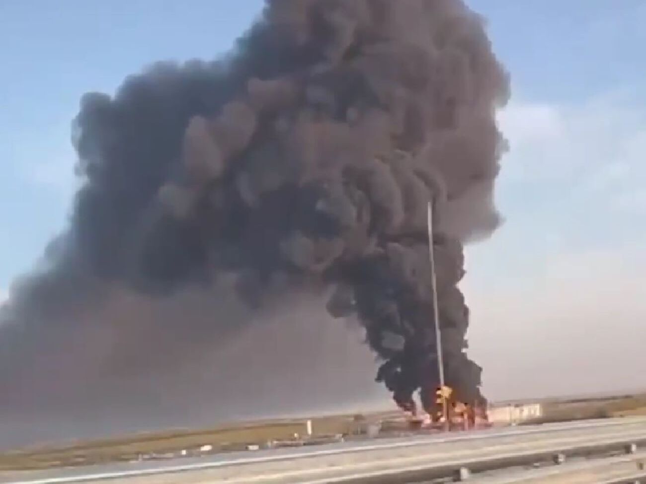 У Генштабі підтвердили ураження двох нафтобаз і артилерійського складу в РФ