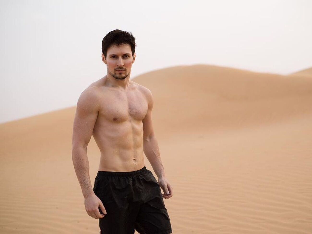 Дуров не комментирует личную жизнь