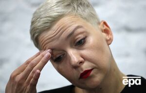 Колесниковой не передают письма, а рвут их у нее на глазах, пишут белорусские журналисты