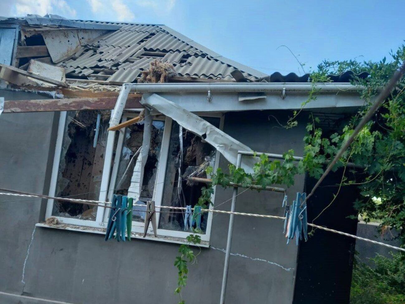 Херсонська область щодня потерпає від ворожих обстрілів