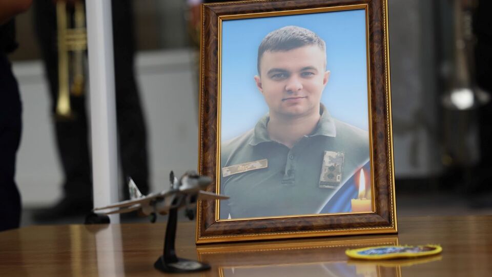 Полет на F-16 был для Меся мечтой, которую он осуществил