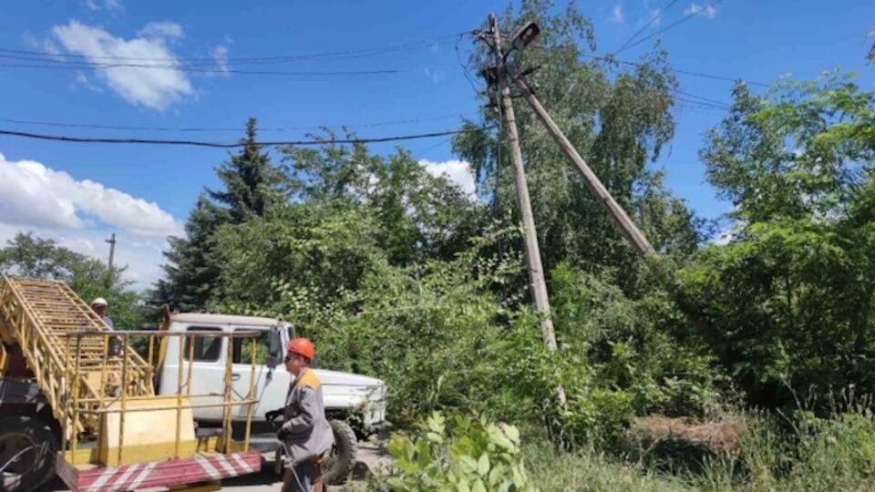 Від початку року під час відновлень енергетики ДТЕК потрапляли під обстріли понад 10 разів
