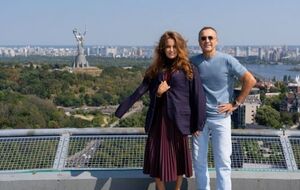 Все учебные заведения KAN расположены на территории жилых комплексов, построенных по концепции "город в городе", рассказал бизнесмен