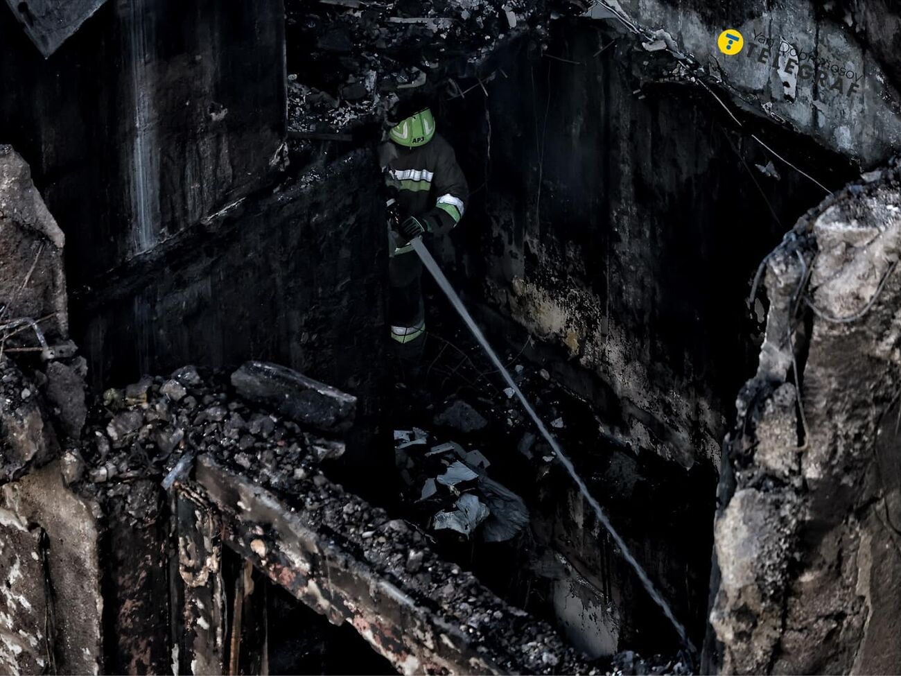 Тіло виявили на 10-му поверсі розбомбленого будинку