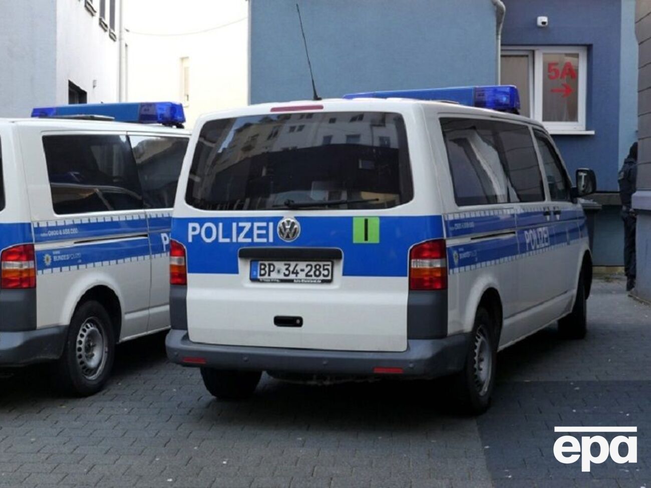 Полиция задержала женщину с ножом