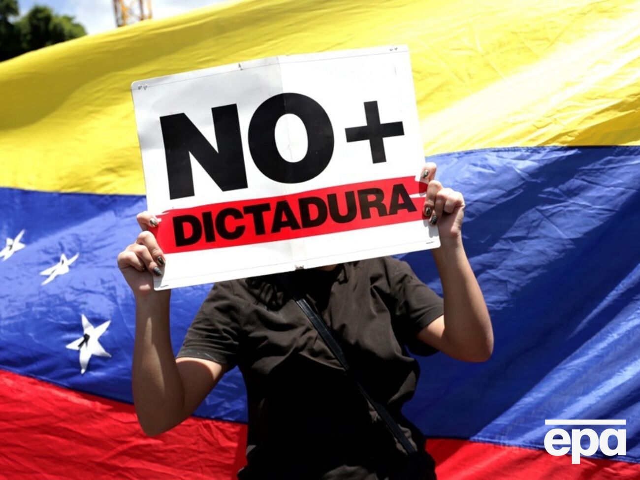 Після оголошення результатів виборів президента у Венесуелі в Каракасі та ще кількох містах спалахнули протести