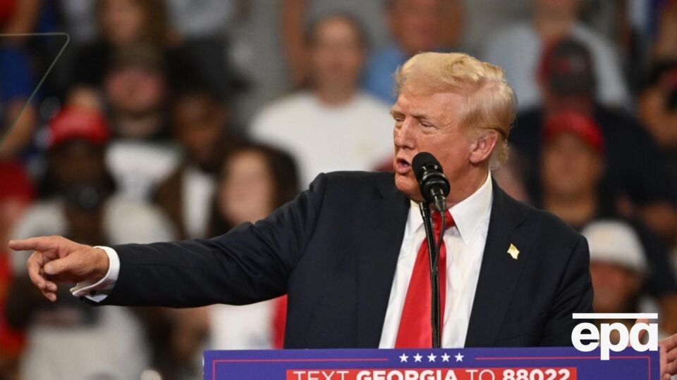 Харрис отказалась от предложения Трампа провести дебаты на канале Fox News 4 сентября