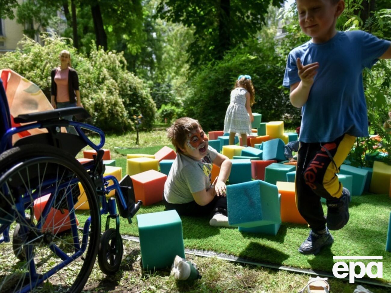 Завдяки партнерству з ЮНІСЕФ українські діти та їхні сім'ї отримують підтримку, зазначили в Мінреінтеграції