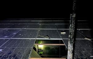 Снаряды оккупантов попали по солнечным панелям