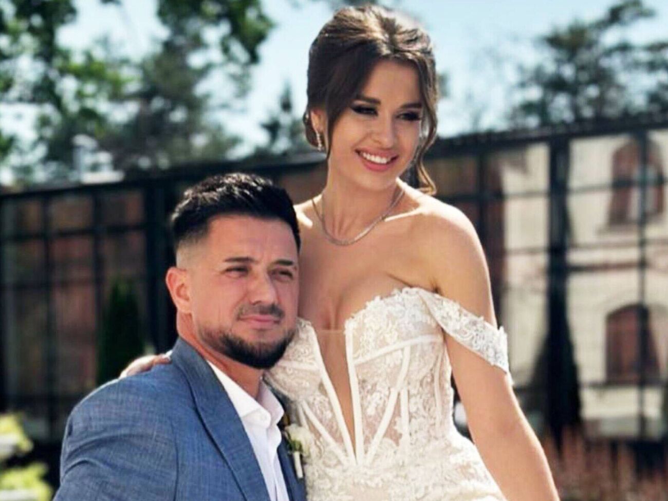 Реус и Налчаджиоглу поженились 3 июня