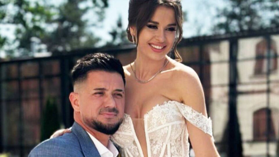 Реус і Налчаджиоглу одружилися 3 червня