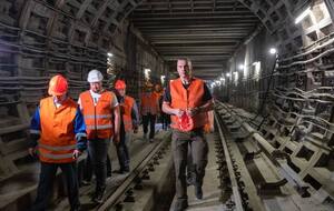 Виталий Кличко: Специалисты делают все, чтобы возобновить движение поездов на участке в начале осени