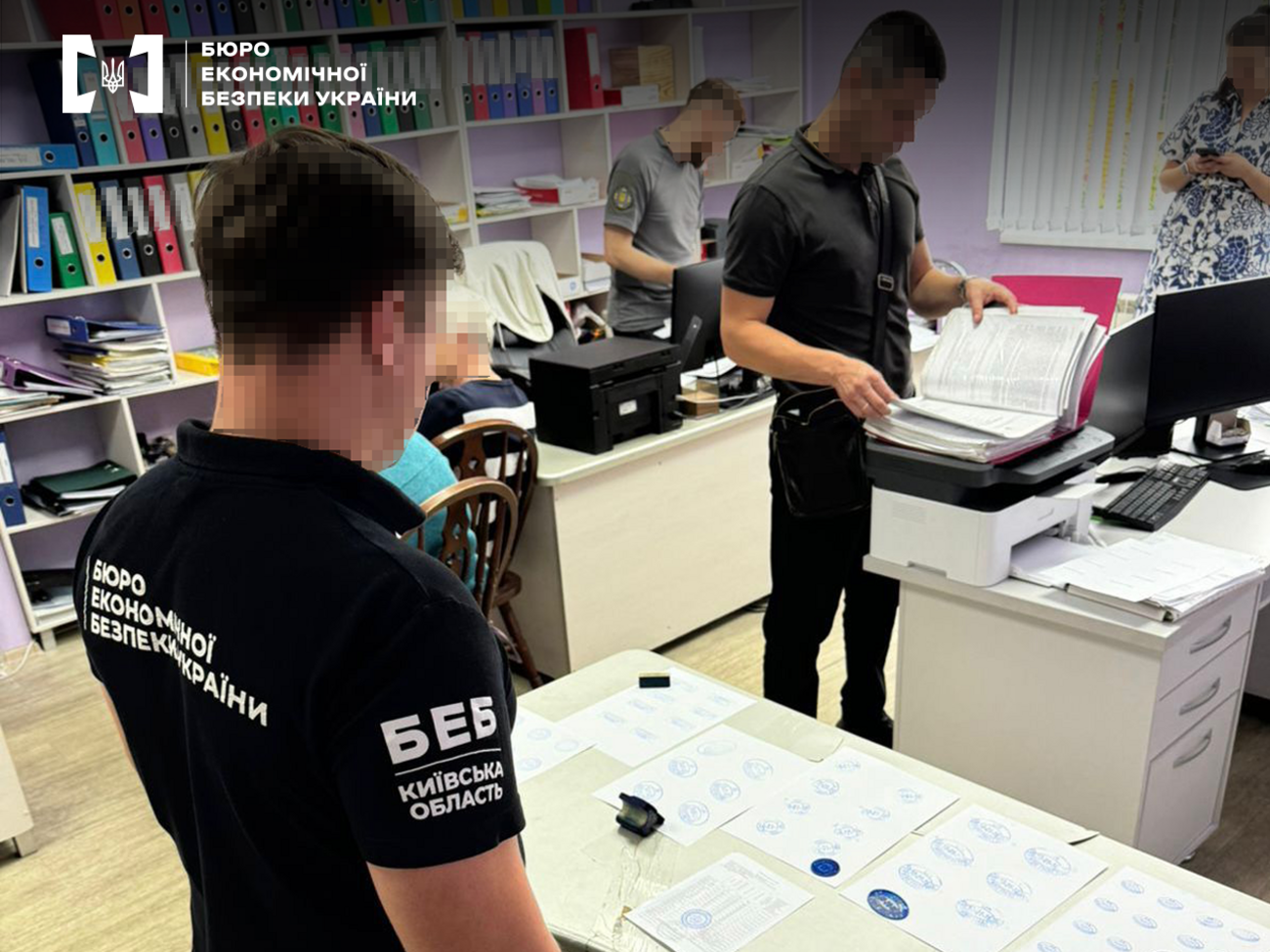 Обшуки проводять у межах кримінального провадження щодо ухилення від сплати податків