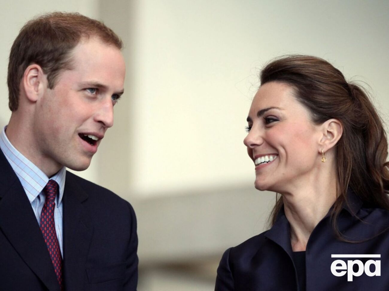 Принц Вільям одружився зі своєю обраницею навесні 2011 року