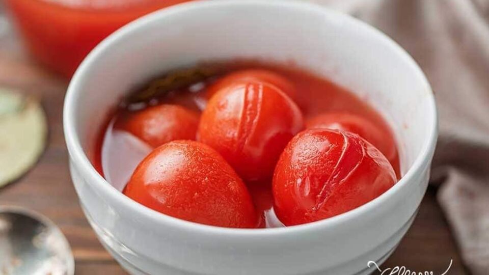 Такие помидоры можно хранить до года