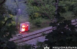 17-летний и 22-летний парни успели получить 1500 грн аванса