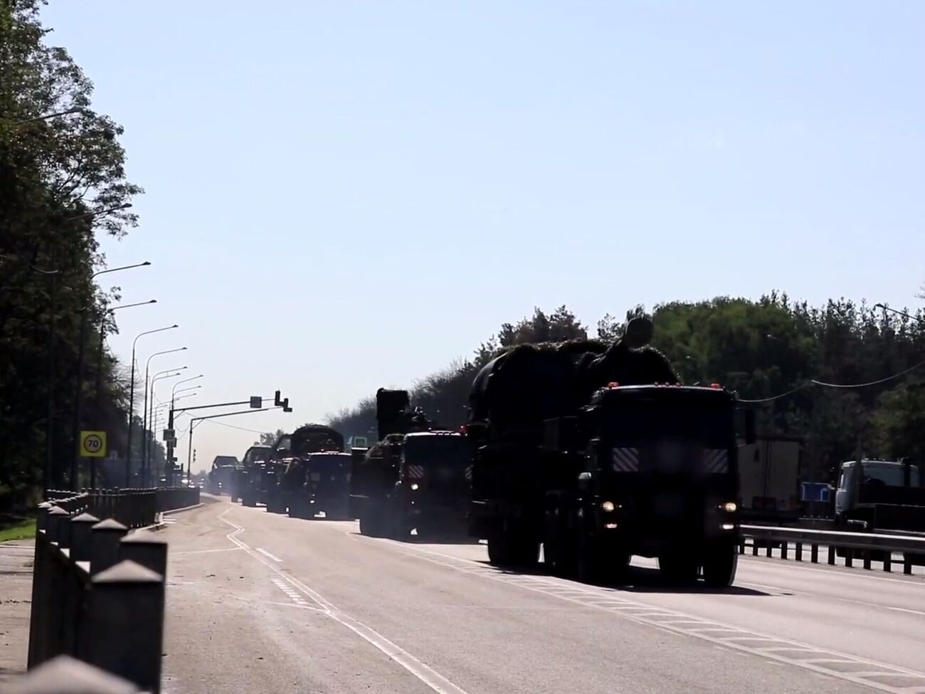 ТАСС опубликовало видео минобороны РФ о перемещении российской техники в Суджанский район