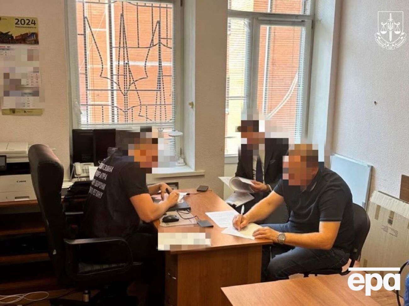 Среди задержанных – начальник управления Минобороны, начальник ТЦК, сотрудники воинских частей, служащие горсоветов и представители коммерческих структур