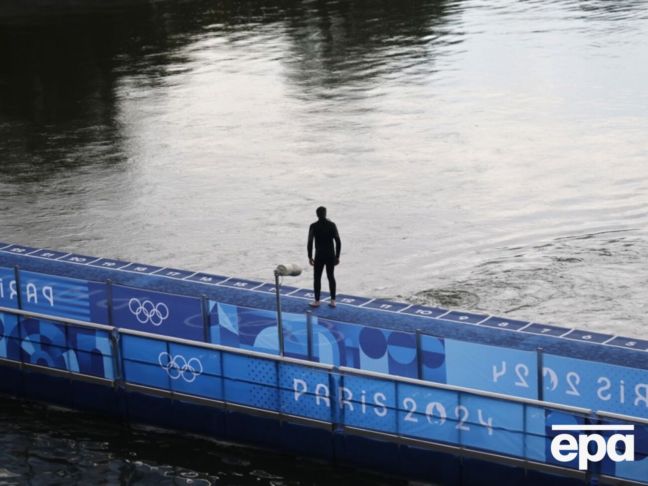 Соревнования по паратриатлону перенесли на 2 сентября при условии, что качество воды в Сене улучшится