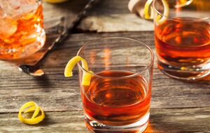 Специи и кора дуба придают коньяку насыщенный вкус