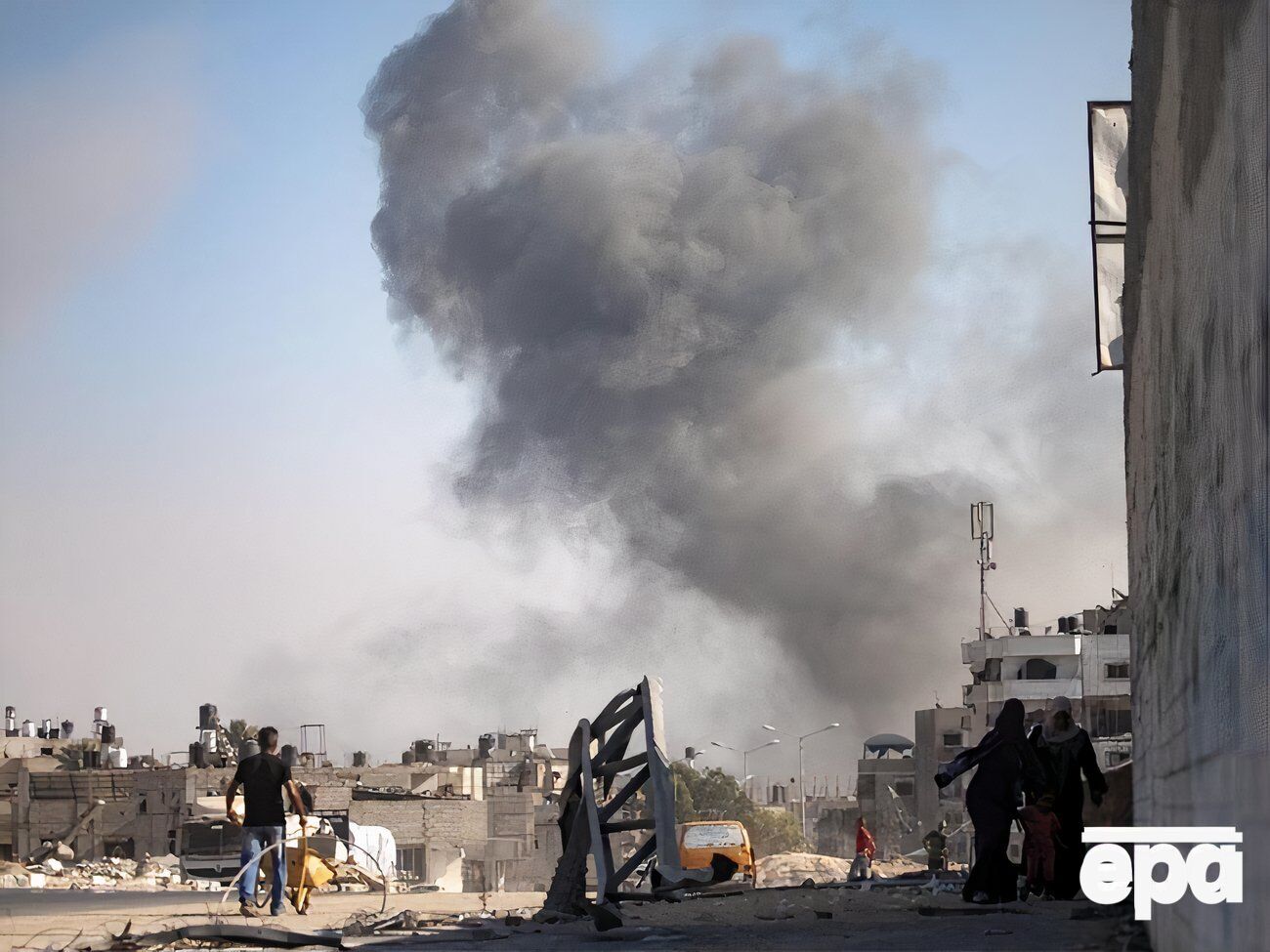 По словам израильских военных, террористы базировались в командном центре в Хан-Юнисе