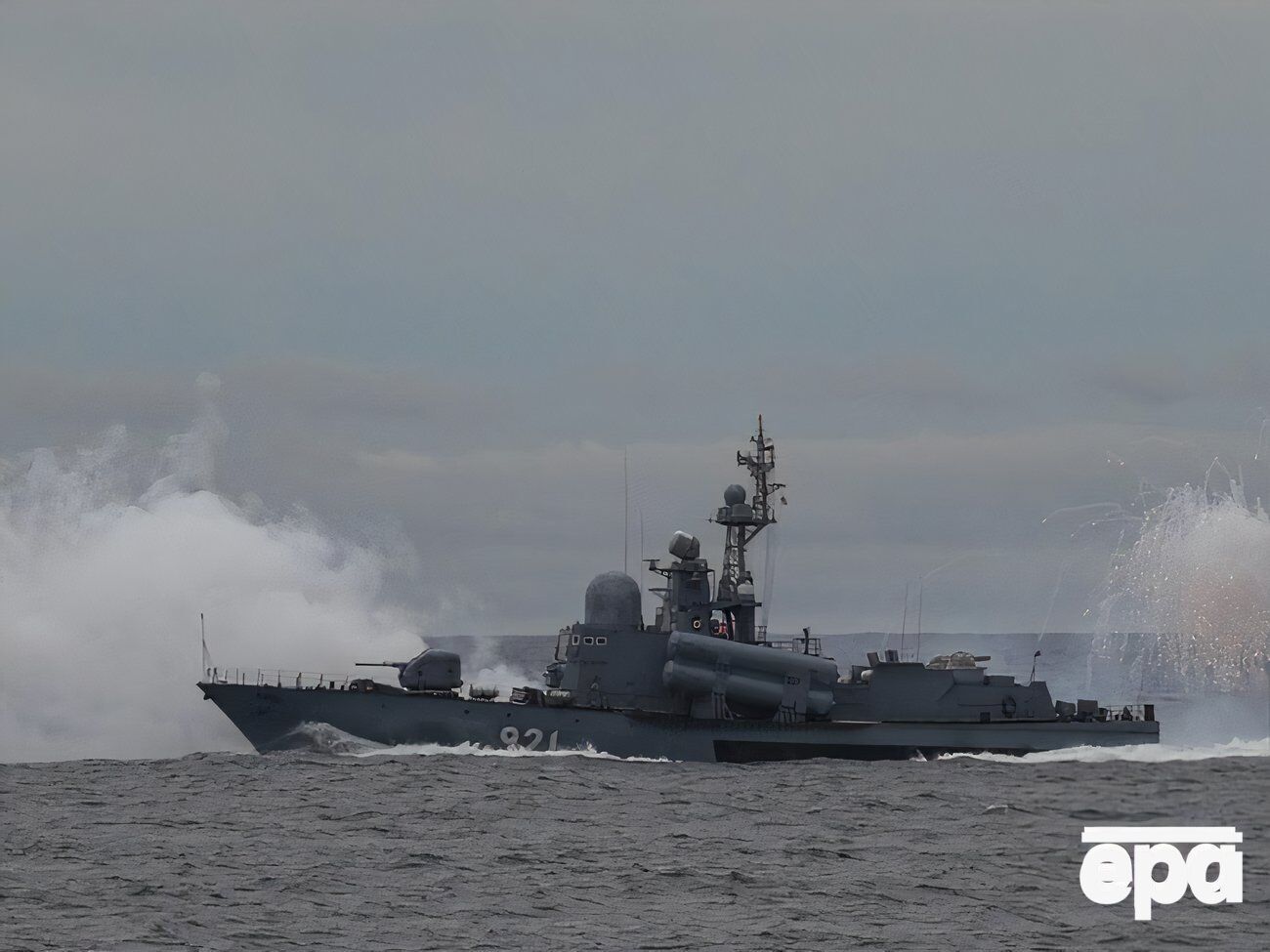 Російський флот вийшов на навчання