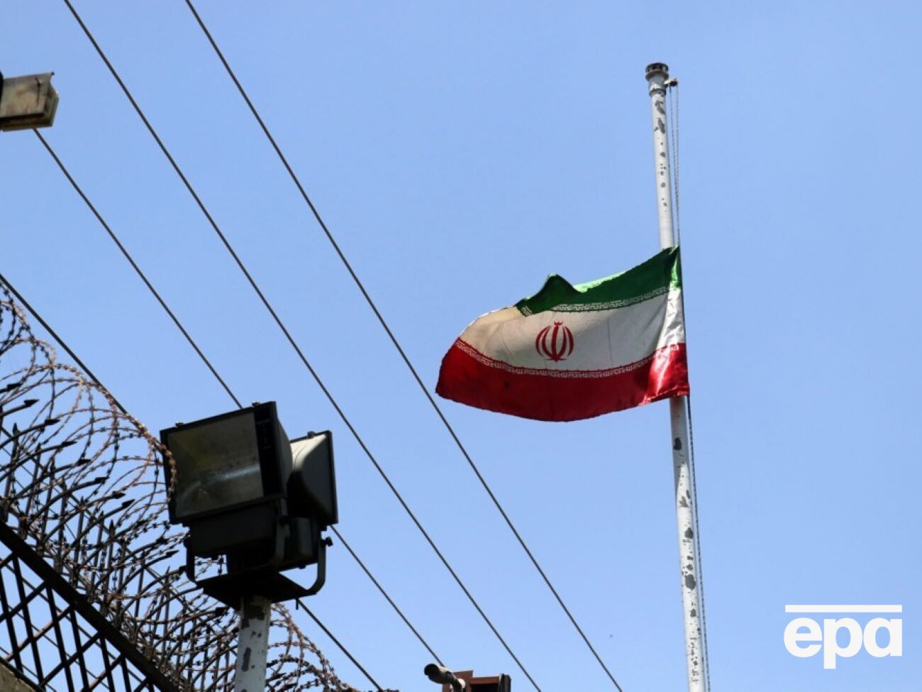 В санкционный список вошли 10 физических и шесть юридических лиц