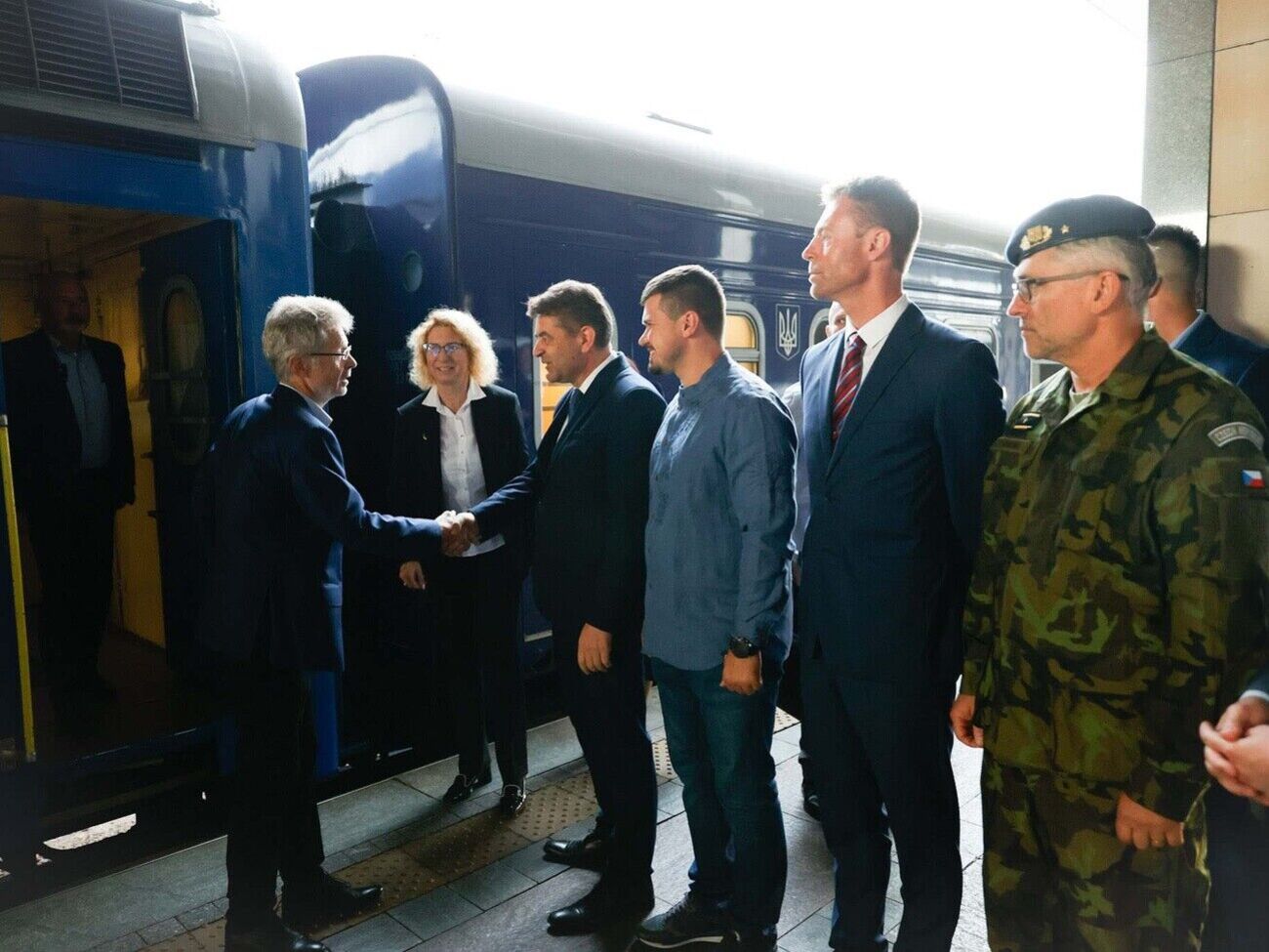 Глава Сената Чехии Милош Выстрчил приехал в Киев