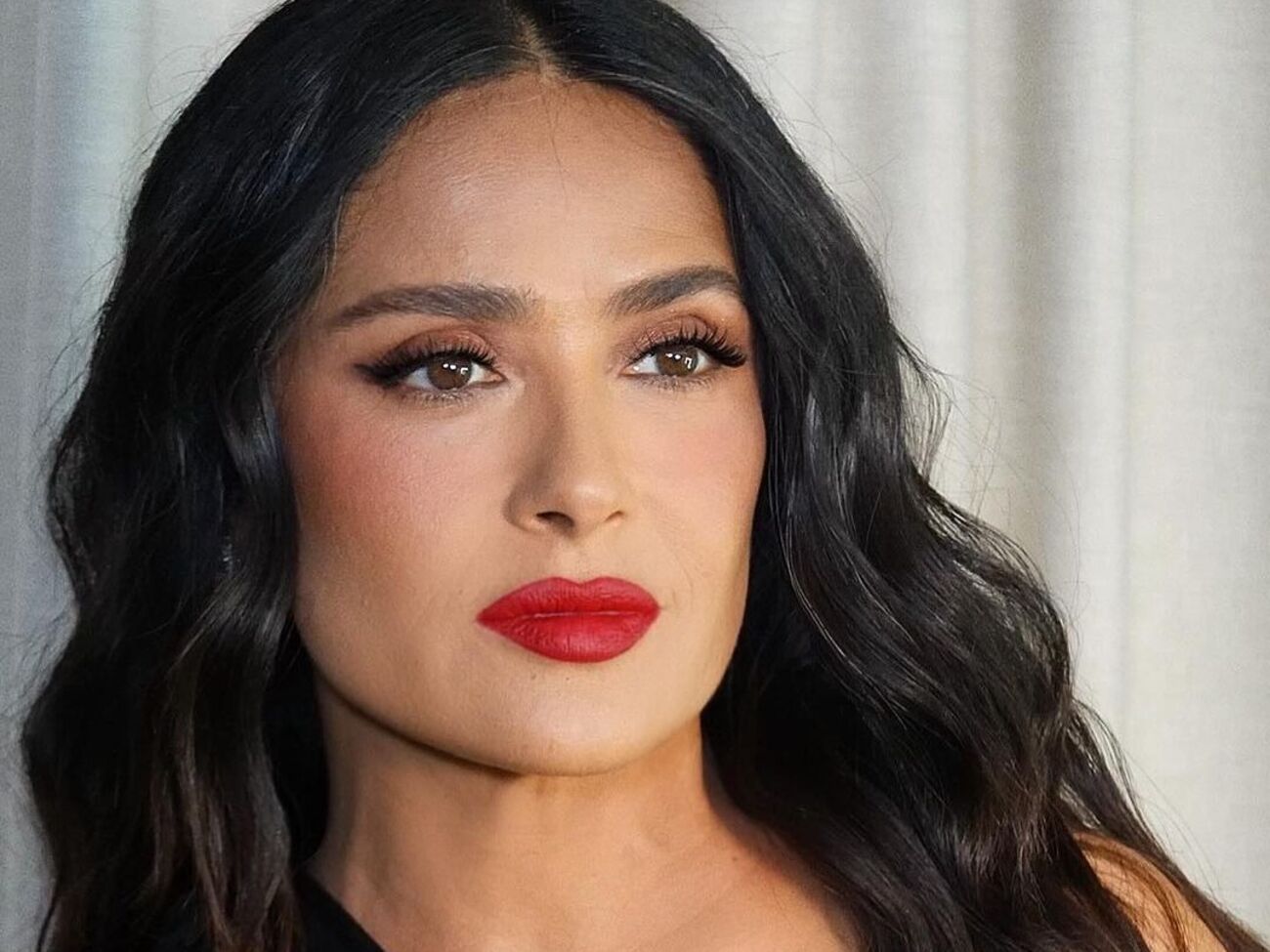 Хайек показала свой светский выход