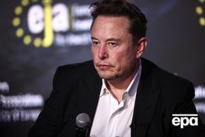 Маск продолжает поддерживать Трампа