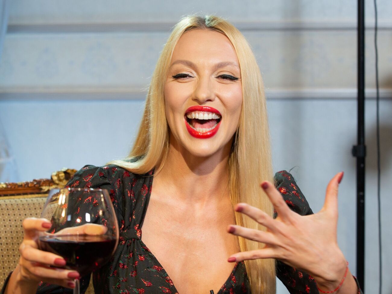 Полякова вышла замуж за Буряковского 11 сентября 2004 года