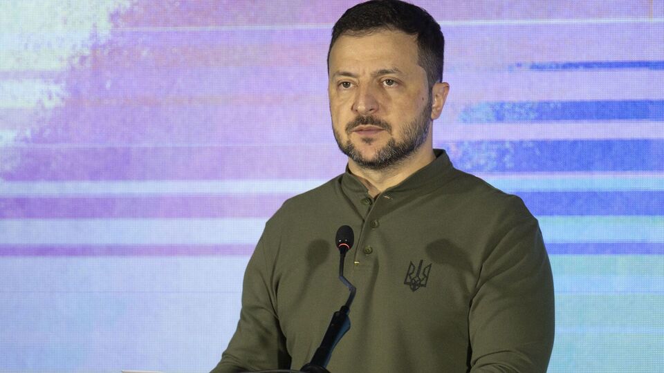 Зеленский: Повсюду жизнь человека и достоинство человека должны быть защищены