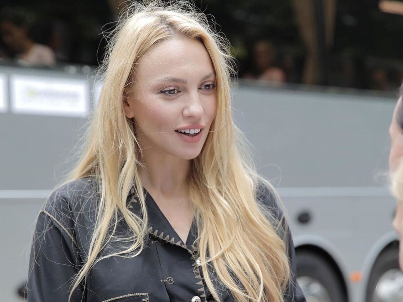 Полякова вышла замуж за Буряковского 11 сентября 2004 года