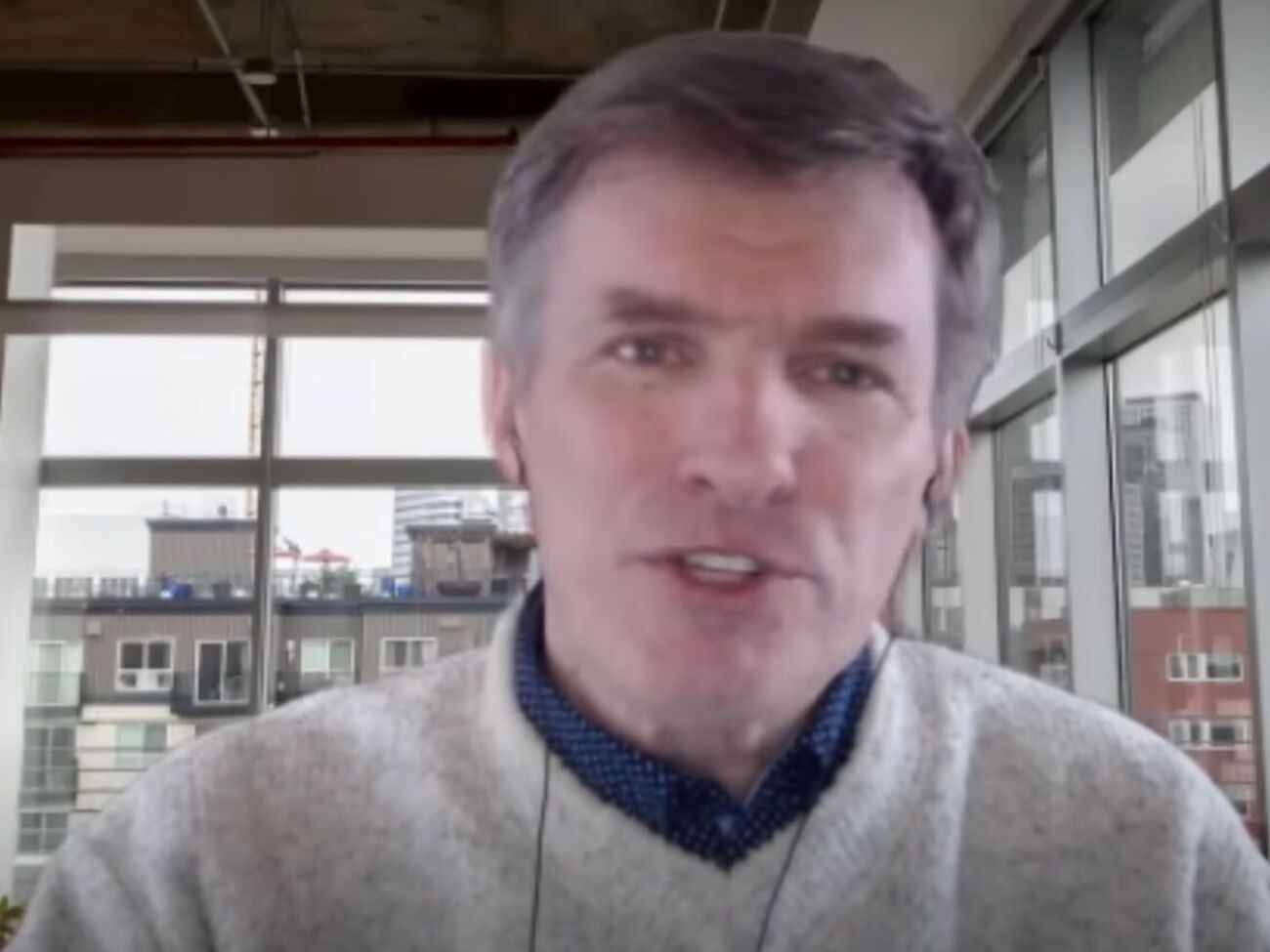 "Немедийная" Харрис обыграла медийного Трампа на его поле