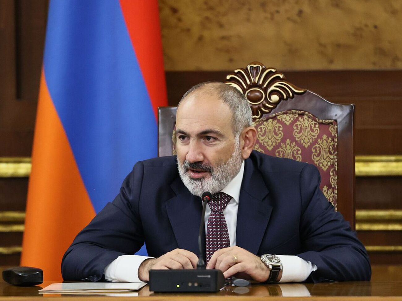 Хай яким буде мирний документ, він не відповість на всі важливі питання, зазначив Пашинян