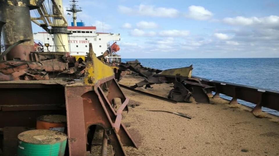 Атака по зерновозу в Чорному морі. ВМС повідомили, яку зброю РФ застосувала проти цивільного судна