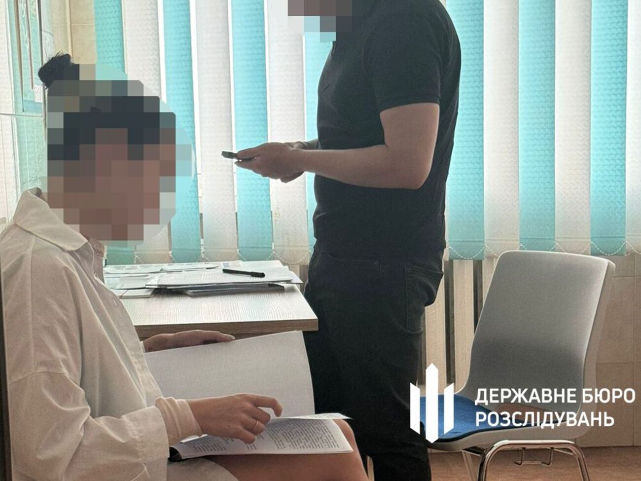 Правоохранительнице объявили подозрение, отметили в ГБР