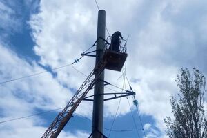 В Днепропетровской области сильный ветер обесточил 2369 семей в 17 населенных пунктах