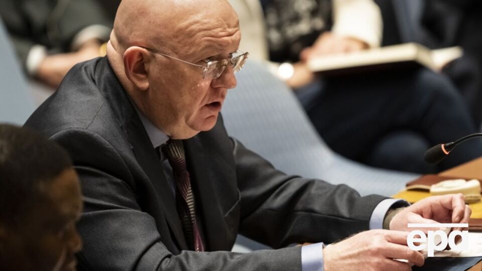 Если союзники Украины позволят бить своим оружием по российской территории, это будет означать войну между НАТО и РФ, заявил Небензя