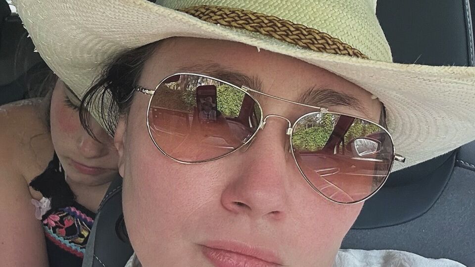 Мозговая снялась с дочерью