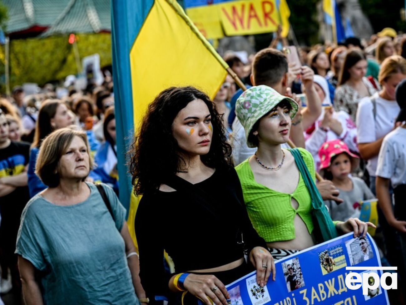 Украина планирует создать "министерство единства", чтобы вернуть 7,5 млн своих граждан из-за границы, заявлял президент страны