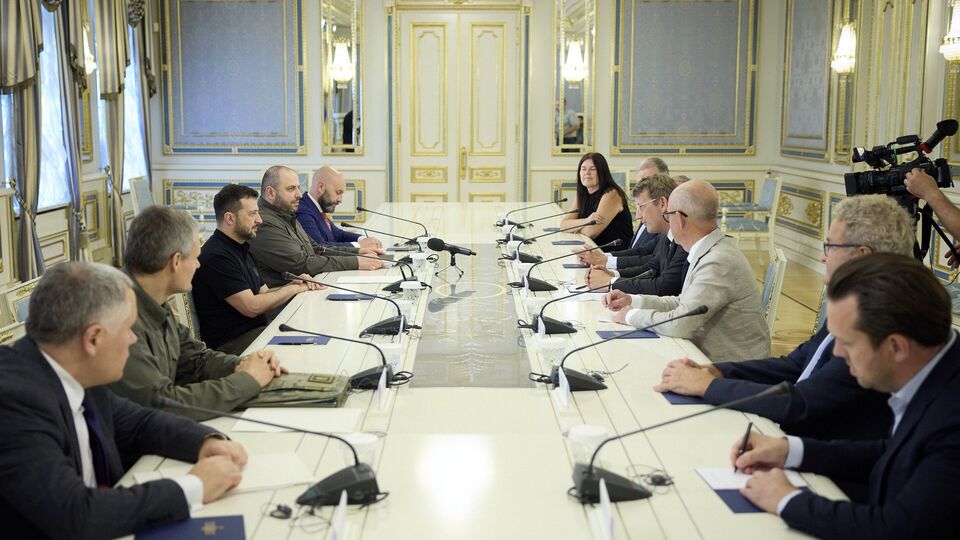 Зеленский на встрече с Поульсеном отметил лидерство Дании в передаче Украине первых F-16, рассказали в ОП