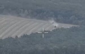 13 сентября россияне бросили 14 единиц военной техники на позиции украинских десантников, отметило командование ДШВ ВСУ