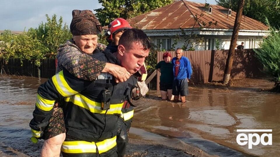 Более 5 тыс. домов пострадали от наводнения в Румынии