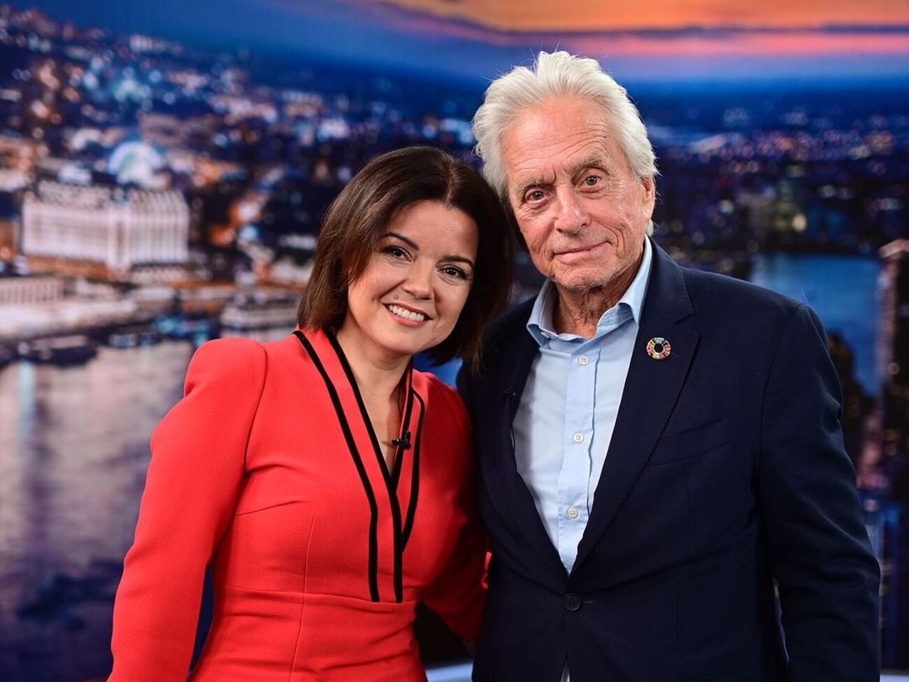 Коментуючи інтерв'ю з Дугласом, Падалко наголосила, що справжня зірковість виявляється у дрібницях