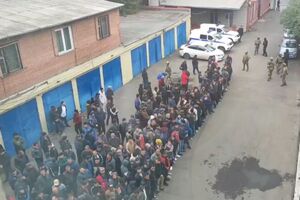 По официальным данным, 92 мужчины получили повестки с приказом явиться в военкомат