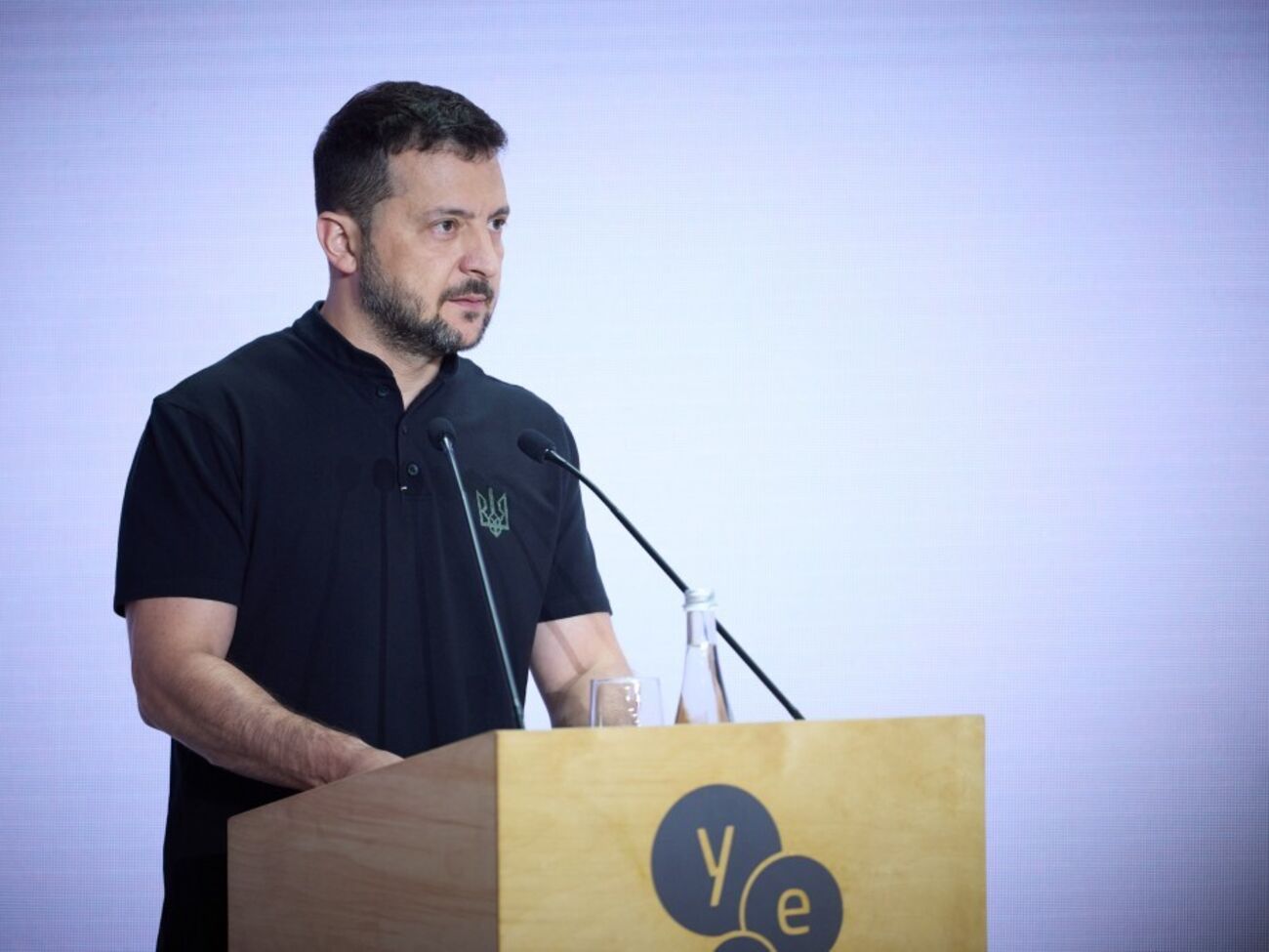 Зеленский сказал, что Украина знает, как действовать, чтобы ограничения, которые вводят государства – экспортеры компонентов для дронов, не были критическими для нее