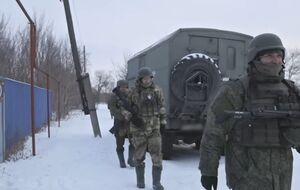 Фильм Russians at War снимала россиянка, сделавшая несколько фильмов для пропагандистского RT