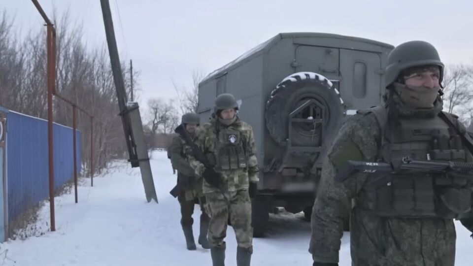 Фильм Russians at War снимала россиянка, сделавшая несколько фильмов для пропагандистского RT